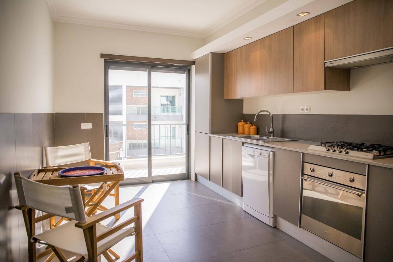 B04 - Luxury 2 Bed W Terrace Pool Apartment Lagos Exterior photo
