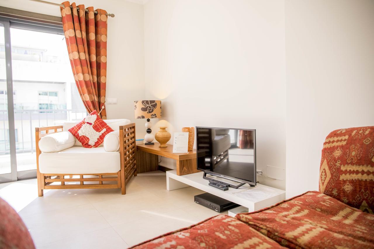 B04 - Luxury 2 Bed W Terrace Pool Apartment Lagos Exterior photo