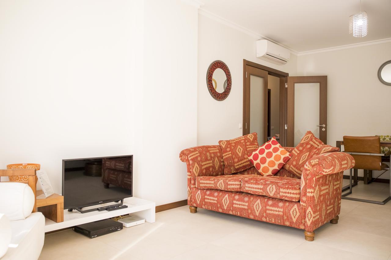 B04 - Luxury 2 Bed W Terrace Pool Apartment Lagos Exterior photo