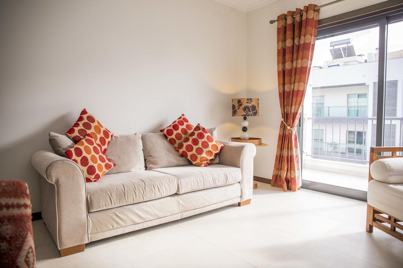 B04 - Luxury 2 Bed W Terrace Pool Apartment Lagos Exterior photo