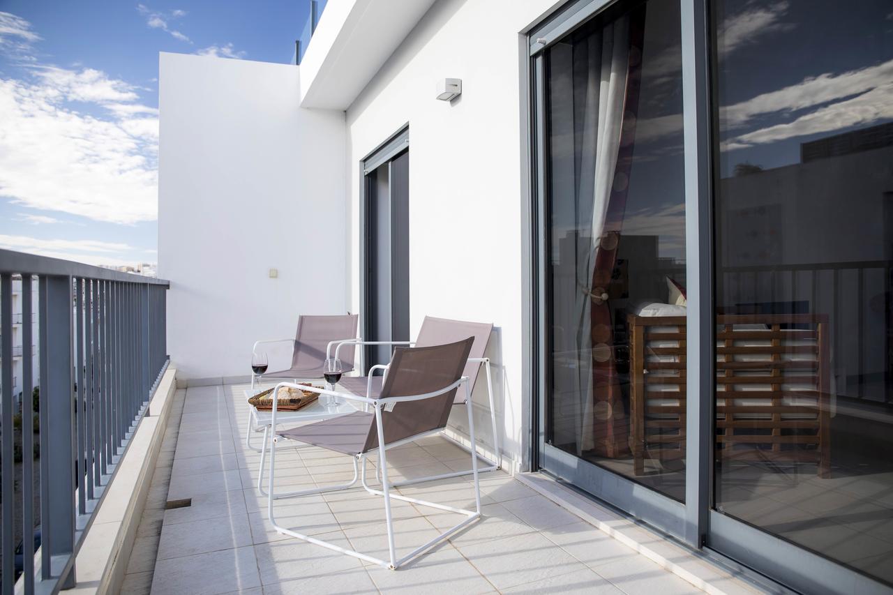 B04 - Luxury 2 Bed W Terrace Pool Apartment Lagos Exterior photo